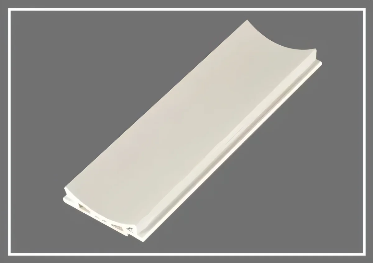 Moldura WPC de cara cóncava 57 × 14