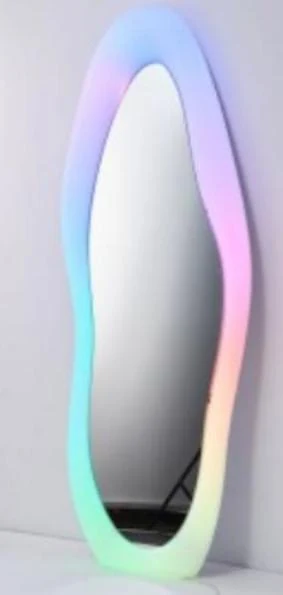 Espejo de forma orgánica con luz de colores, 180 cm
