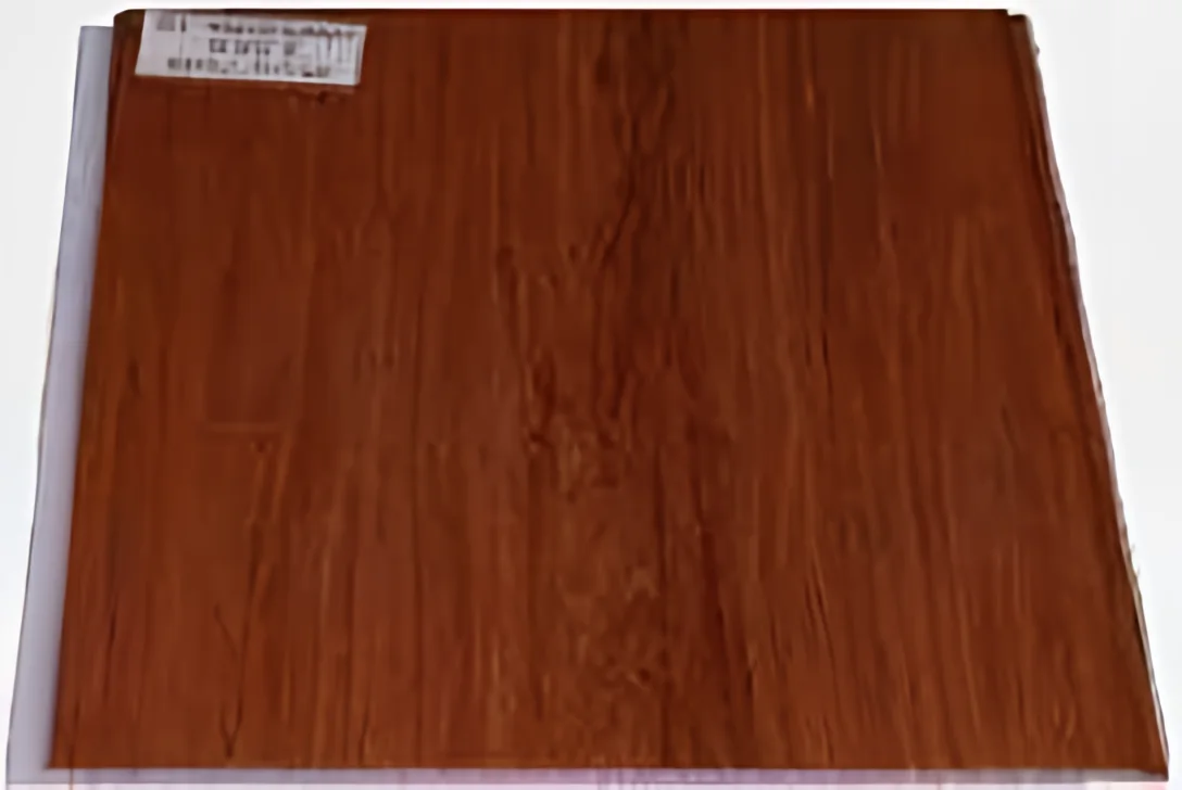 Panel de PVC bordó 4