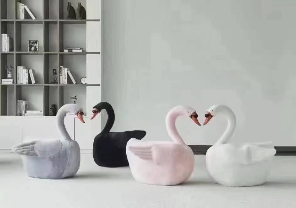 Puf Bejucal · Puf con forma de cisne 84 × 84 × 49 cm