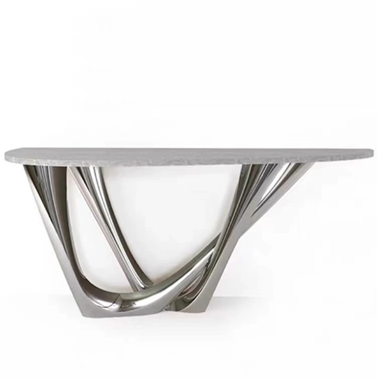 Consola con patas curvas plateadas 159 × 62 cm