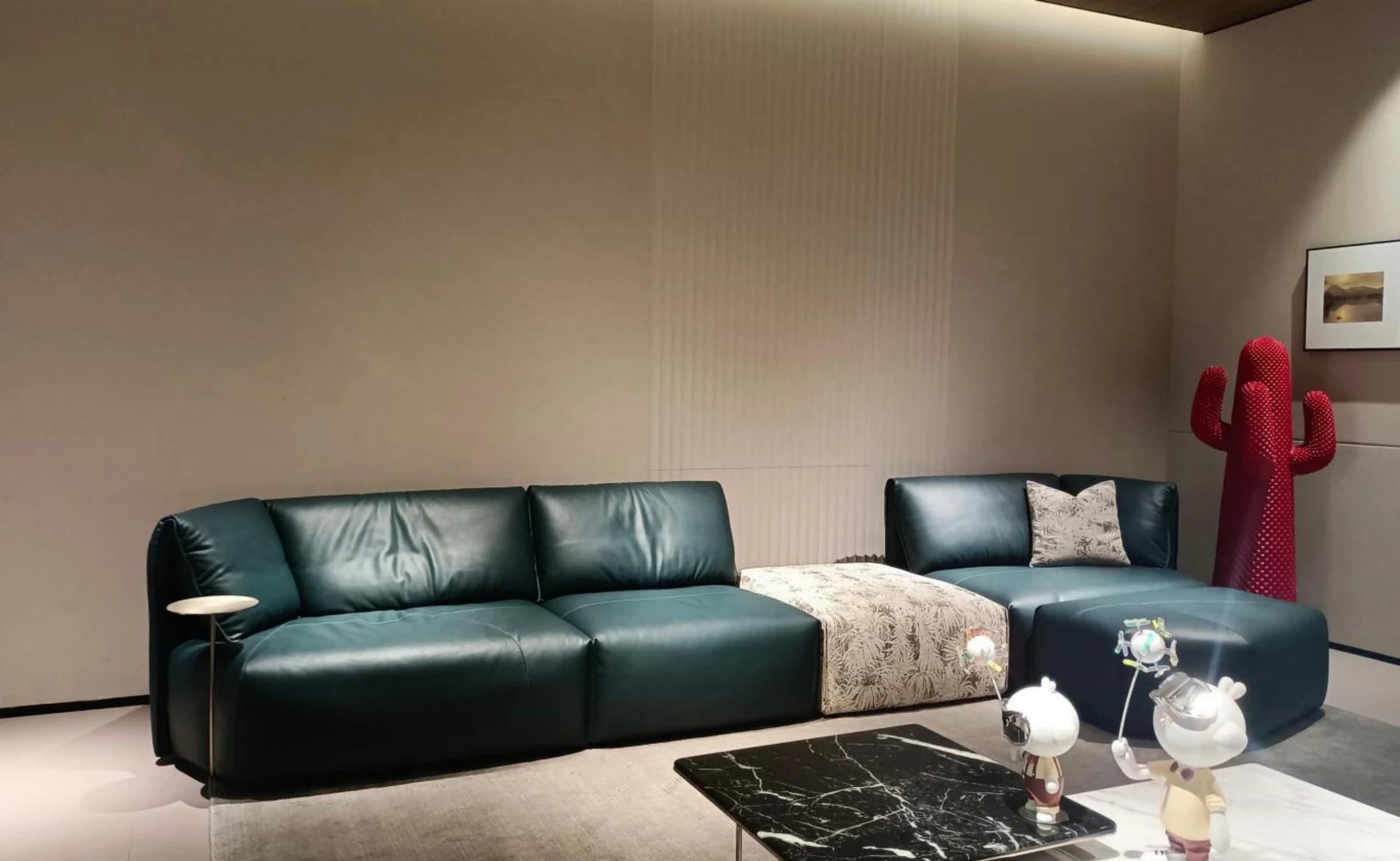 Sofá Areco · Sofá modular con esquinero y dos pufs 436 × 100 cm