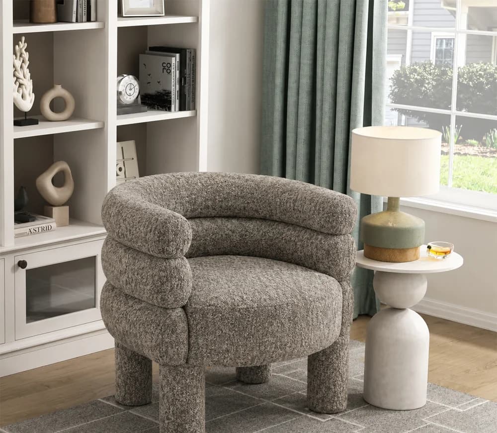 Sillón Neblina · Sillón de rollos apilados con patas cilíndricas 87 × 80 cm