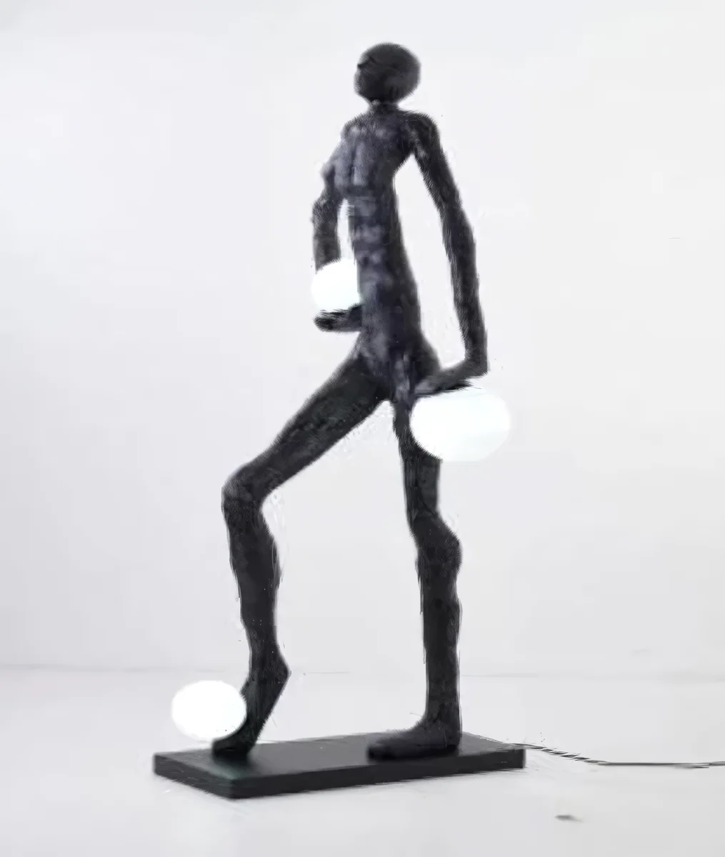 Escultura de figura caminando con esferas blancas, 185 cm