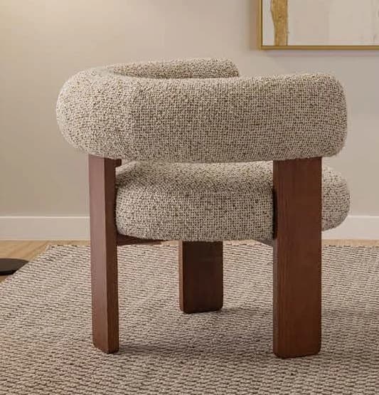 Sillón Talud · Sillón de respaldo en herradura con patas en bloque 81 × 74 cm